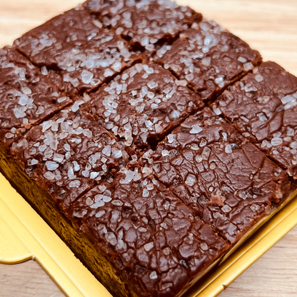 Handmade Dark Chocolate Sea Salt Fudge | Meem's Fudge Shoppe