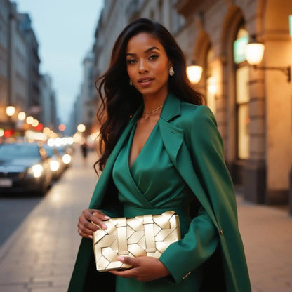 THE ZENOBIA WOVEN CLUTCH