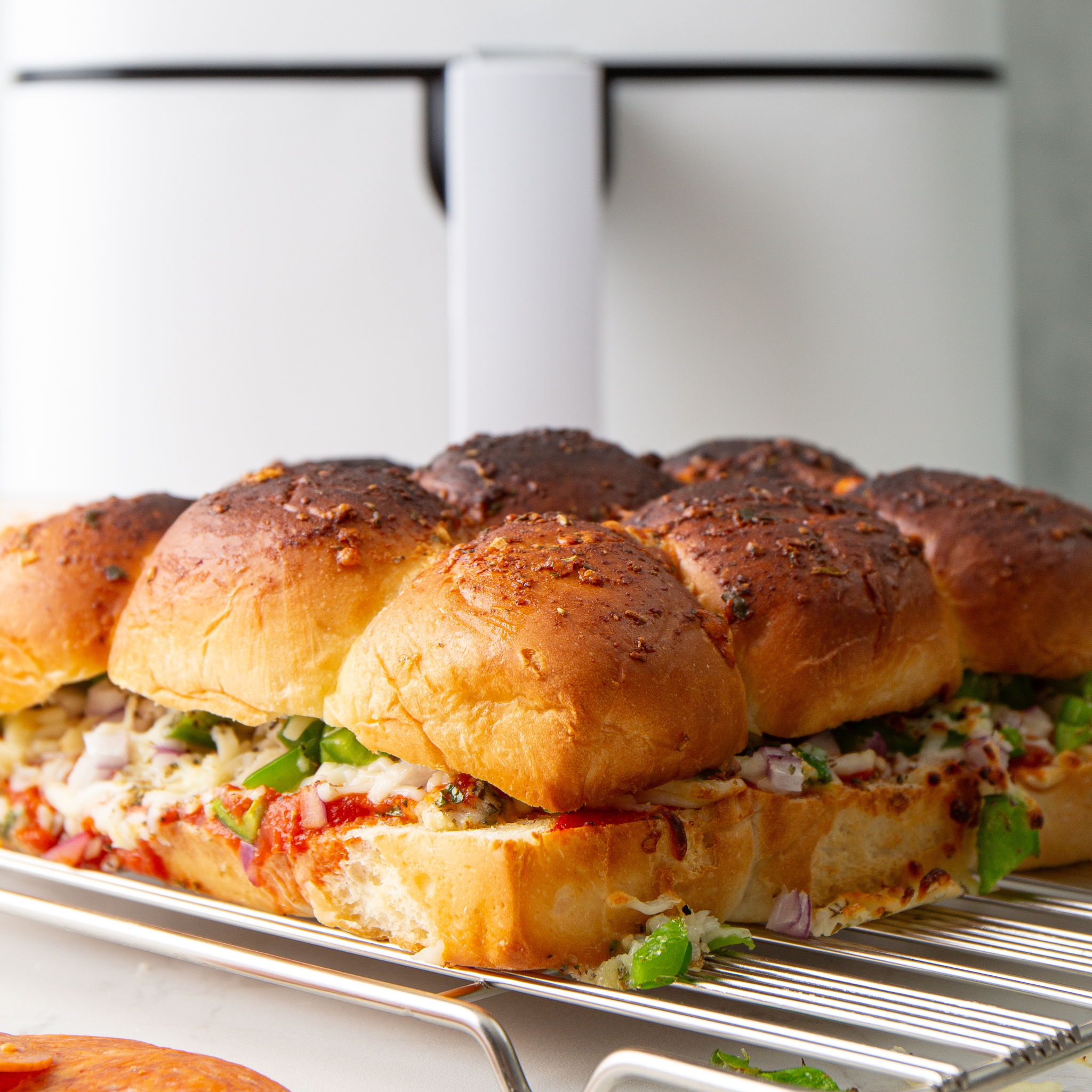 DIGITAL: 10 Pizza Pleasers - Best Air Fryer Pizza Recipes