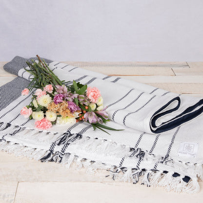 Montecito Picnic Blanket with Harness