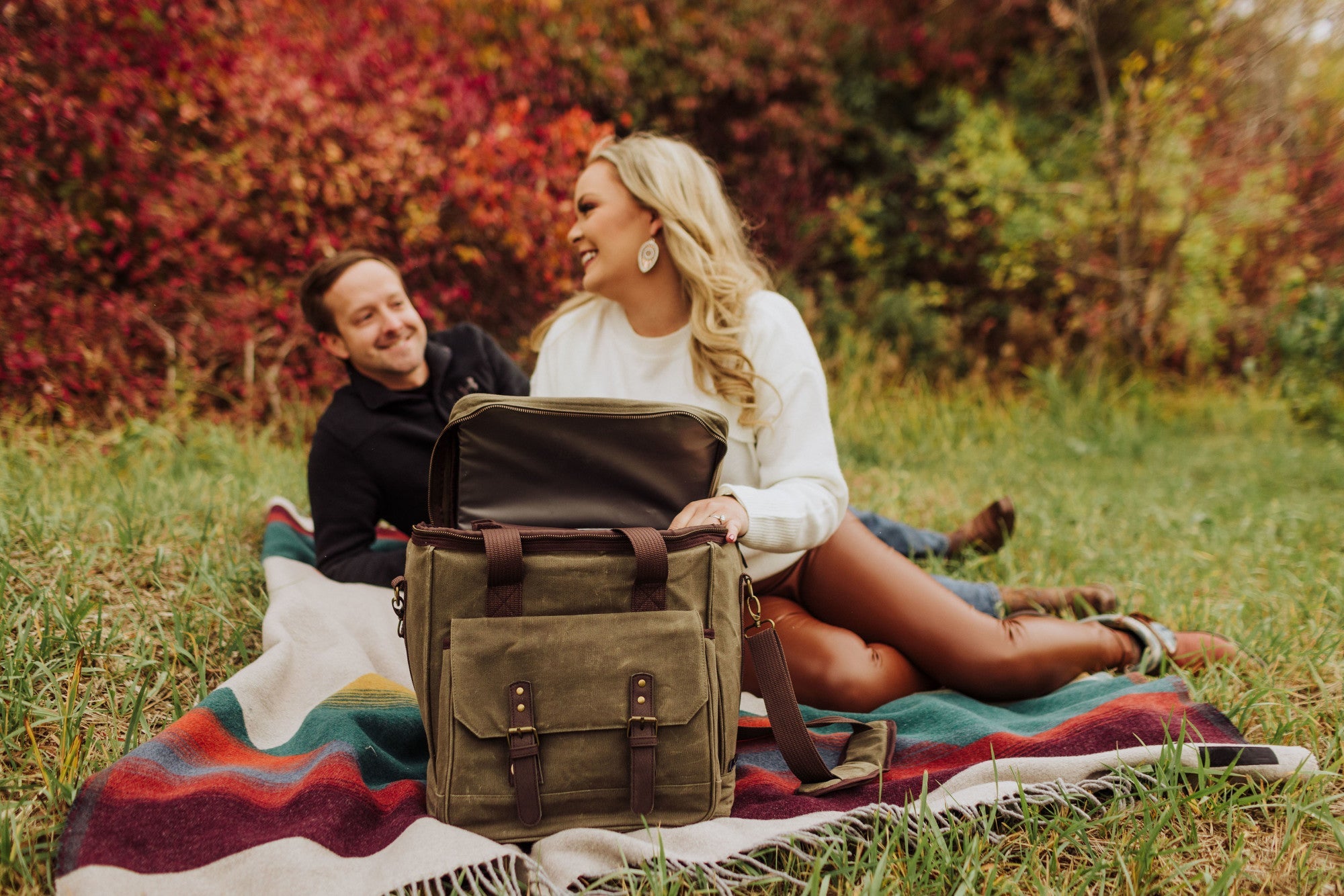 Weekender 6 Bottle Insulated Wine Bag with Trolley