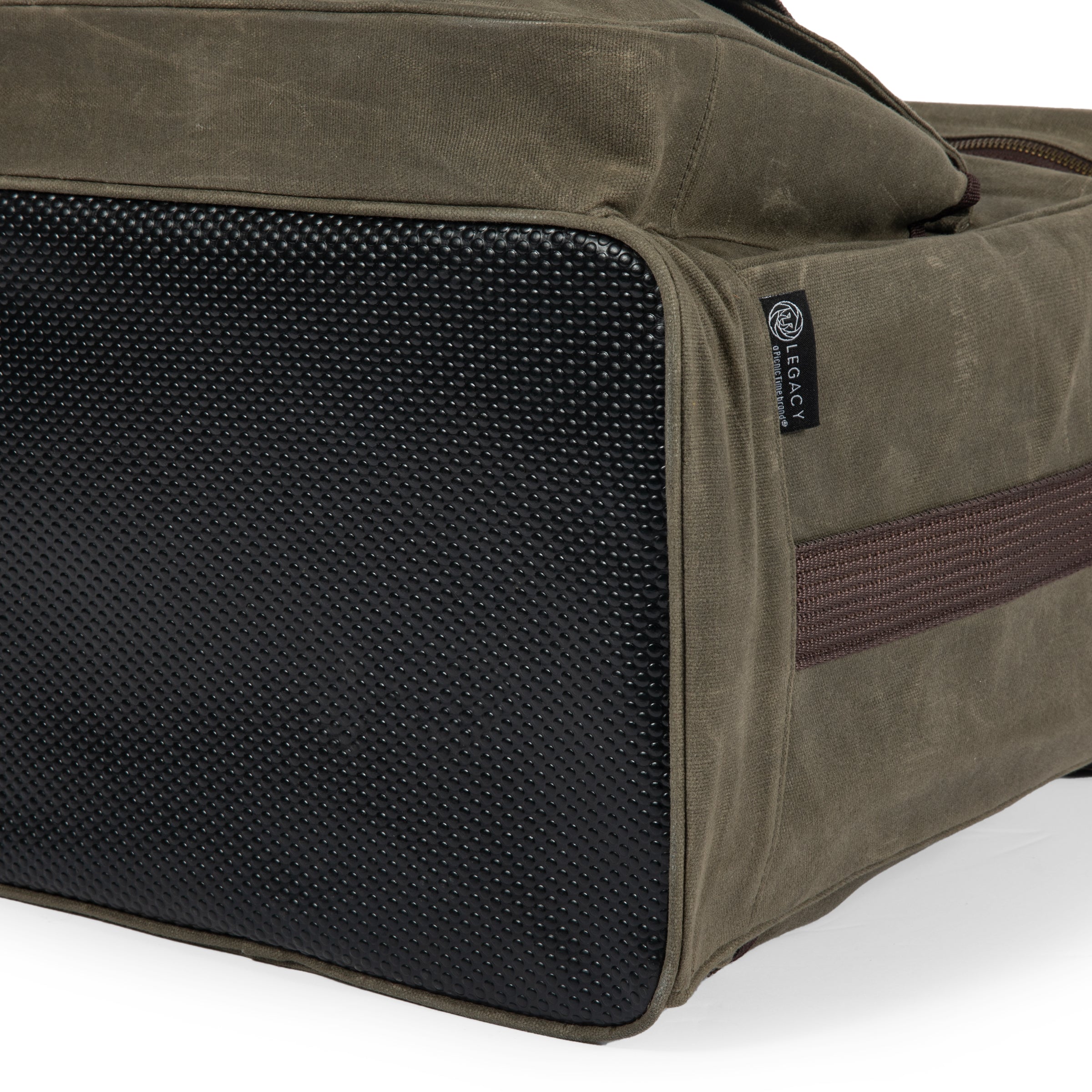 Weekender 6 Bottle Insulated Wine Bag